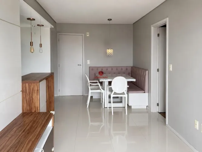 Apartamento de 2 quartos, sendo 1 suíte, à venda em Canasvieiras - Florianópolis/SC.
