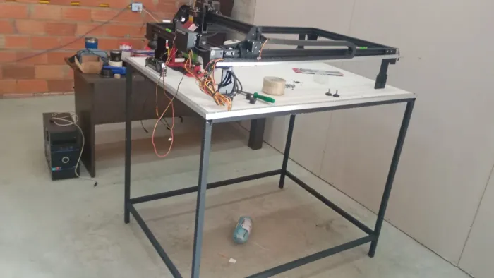 Laser gravação copos térmicos, acompanha progrgaba rito para chaveiros e canetas e a mesa