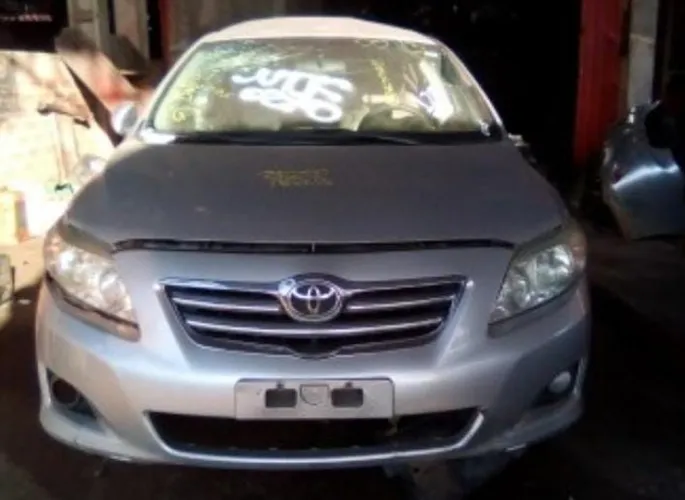 Toyota Corolla 1.8 16v sucata para retirada de peças