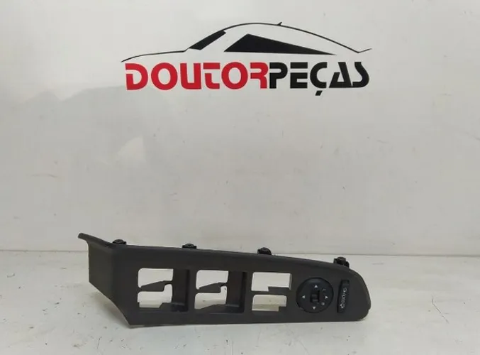 Moldura Comando Vidro Motorista Kia Cerato 2014 93572a7240