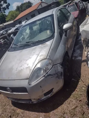 Sucata Fiat PuntoAtractive 2011 Disponível Para Retirada De Peças