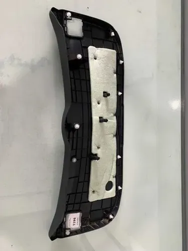 Tampão Da Mala Toyota Yaris Hatch 2018