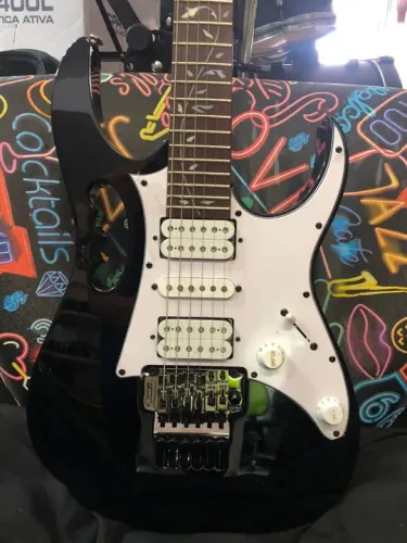 Guitarra Ibanez Steve Vai Jem Jr Nova