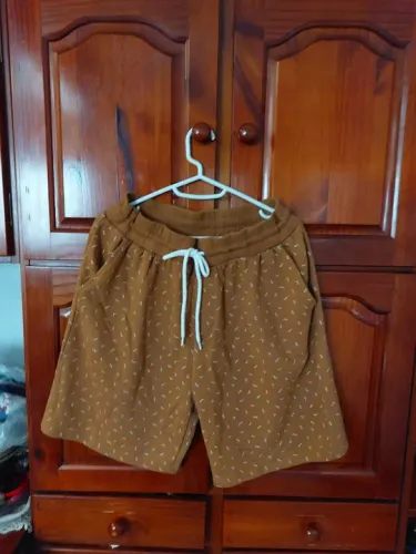 Shorts de Moletom Marrom