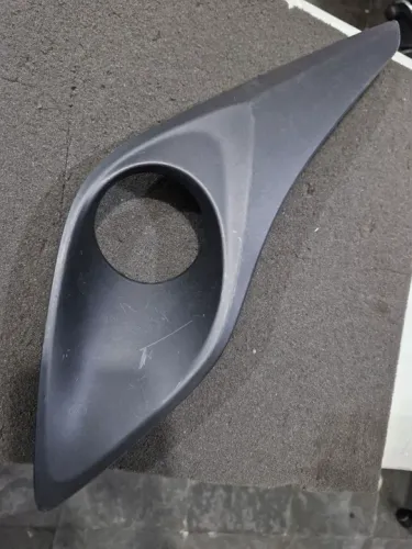 Par Moldura preta do farol de milha Toyota Yaris 2018 a 2022 Original