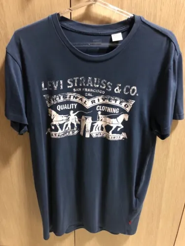 Camisa Levis Original tamanho P adulto