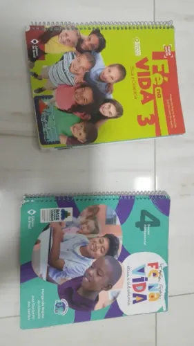 Livros Escolares - Fé na Vida