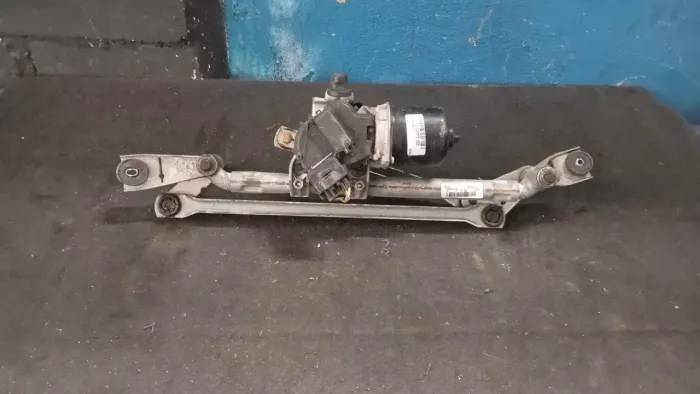 Máquina do limpador do vidro da Chevrolet Tracker 2015