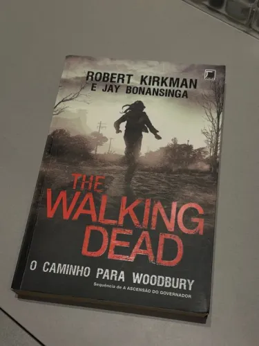 O Caminho para Woodbury - Livro
