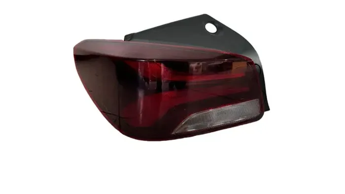 lanterna onix plus hatch esquerda 