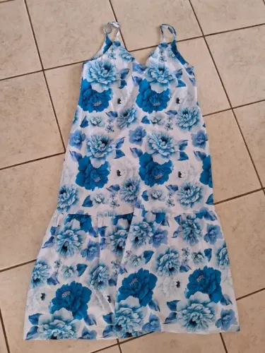 VESTIDOS DE SEDA - Preço para redução de prejuízos.