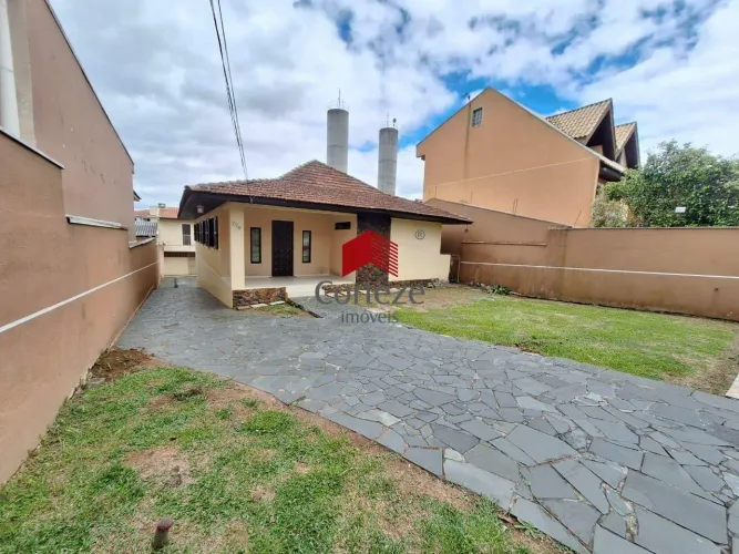 Casa com 200m² 5 quartos, à venda, no bairro Cidade Jardim em São José dos Pinhais