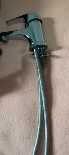 Torneiras para banheiro estilosas monocomando....há mais modelos e tamanhos zap *
