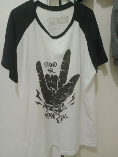 Camiseta Raglan Heavy Metal