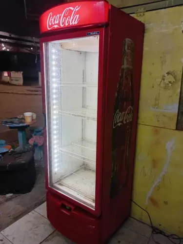 Geladeira Coca-Cola Metalfrio Conservação