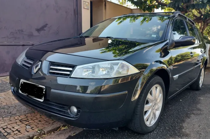 Renault Megane Grand Tour Dynam. Hi-flex 1.6 16V 2013