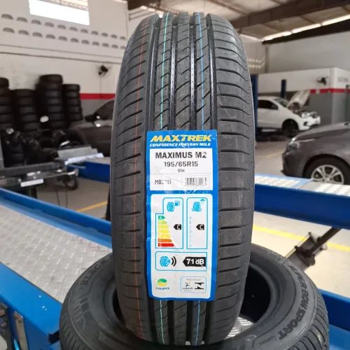 PNEU NOVO 195/65R15 MAXTREK