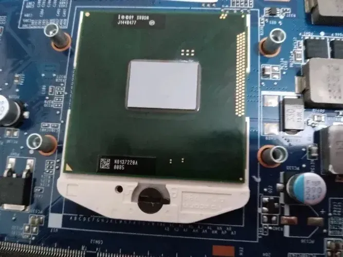 Processador Notebook i3 2350m.