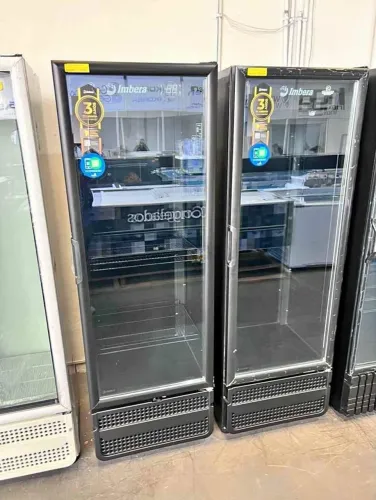 Cervejeira Preta Imbera 454L pronta entrega porta de vidro - Marcos