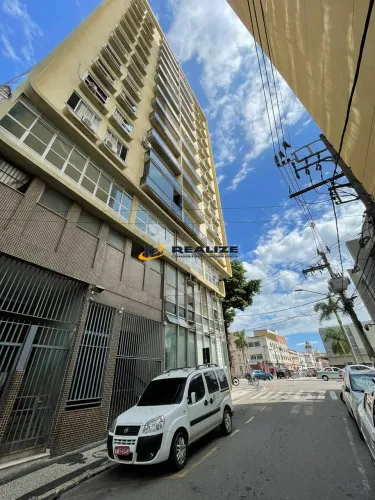 No Centro Apto 112 M² 03 Qrtos Sala Ampla 30 M² Vlr Venda Imperdível Baixou VAlor 400 par