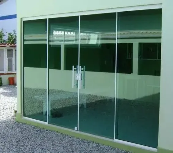 Vendo portas de vidro temperado ( blindex )