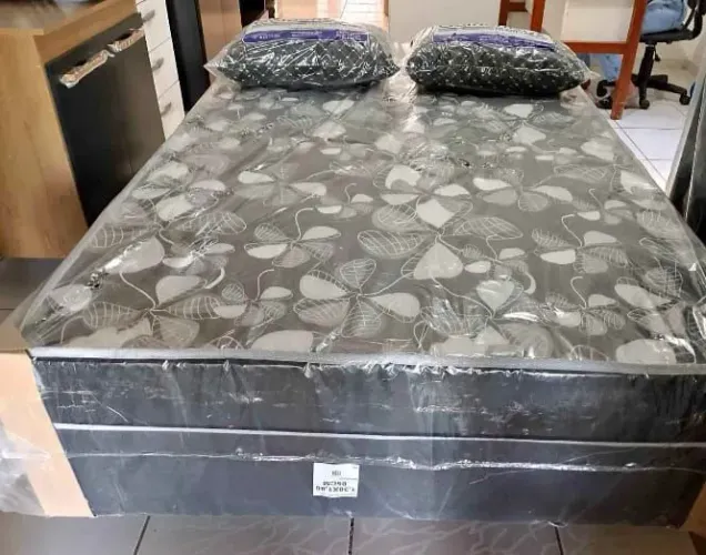 Cama Box Casal com Colchão Novo acoplado