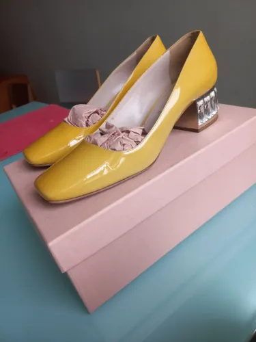 Sapato importado Miu Miu 37 brasil