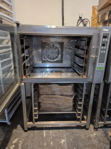 Forno industrial marca prática HPE80 220 trifásico