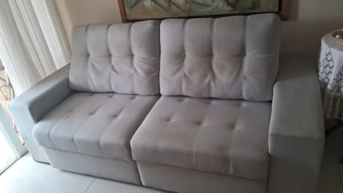 Poltrona retratil pouco uso 