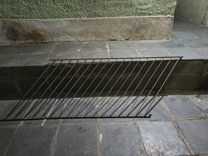 Grade de proteção para construção