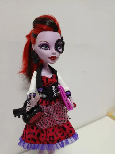 Boneca Monster high operetta