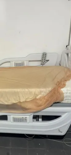Cama hospitalar elétrica