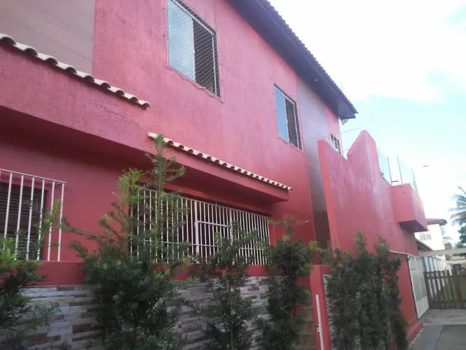 Casa Duplex à Venda Pq. São José 