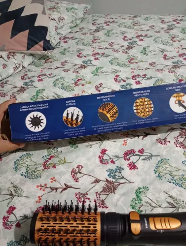 Secador de Cabelo Rotativo Bivolt com Revestimento Gold