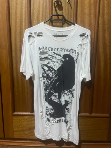 Camiseta Blackcraft Cult Nevermore branca destroyed raven (imp., distressed, black craft))