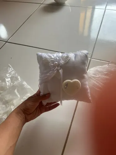 Travesseiro para alianças 