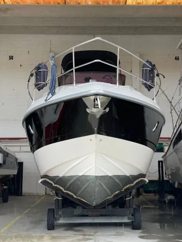 Phantom 385 Fly ano 2010 com 2 x D4 300 diesel - não Intermarine Azimut Ferretti