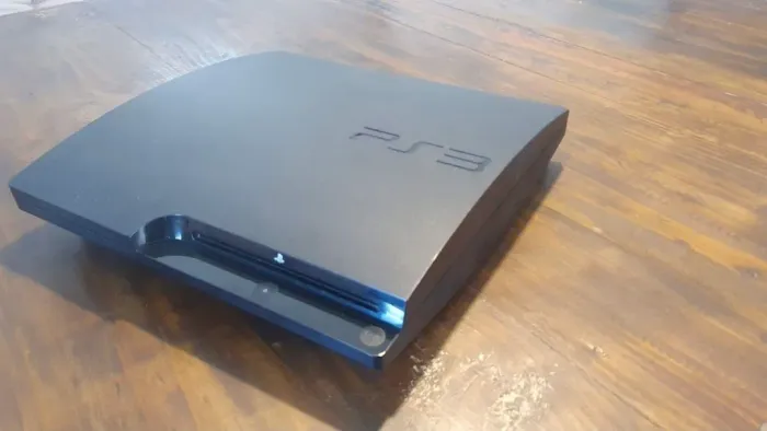 PlayStation3 em ótimo estado e bem completo!