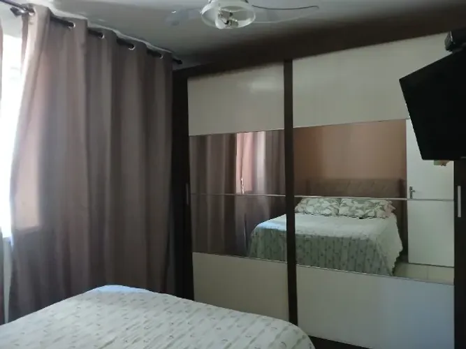 Guarda roupa de casal