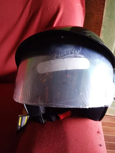 Capacete