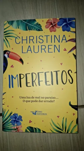 Livro Imperfeitos - Christina Lauren