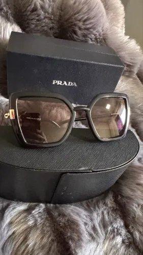 Óculos Prada SPR 09W original, Made in Italy.