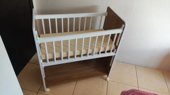 Oferta Imperdível: Mini-Berço Semi-novo