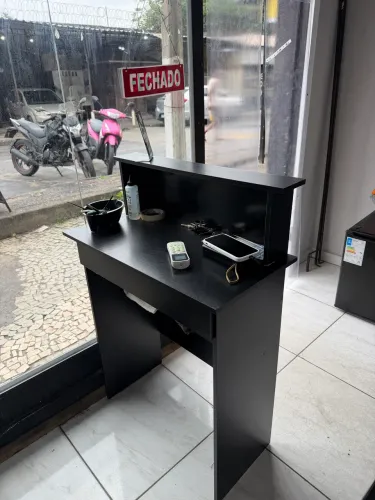Recepção para lojinha ou barbearia ou salão 