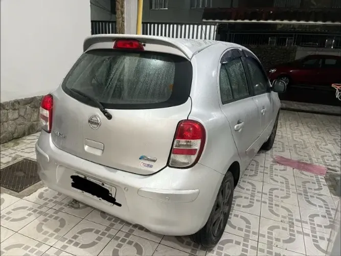 Nissan March SV 1.6 16V Flex Fuel 2014
