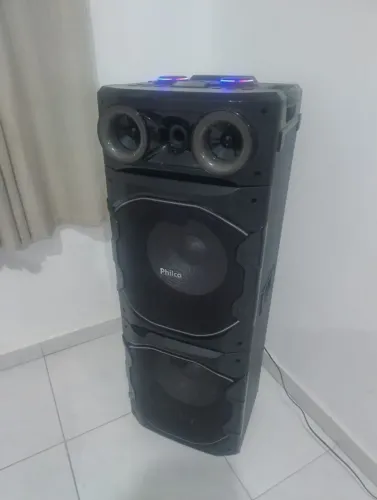 Caixa de som nova na garantia