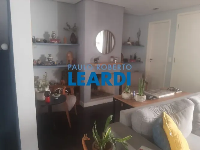 CASA EM CONDOMÍNIO - MORUMBI - SP