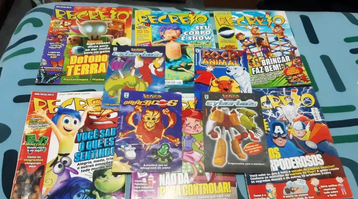 Lote de revistas e gibis recreio