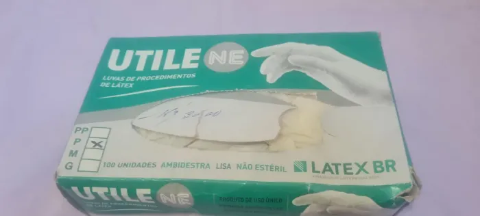 Luvas descartáveis