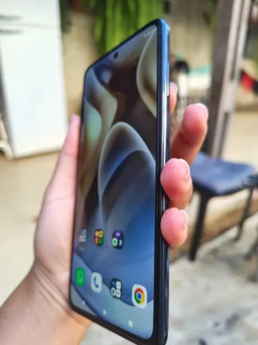Celular Motorola G52 - usado muito bem conservado